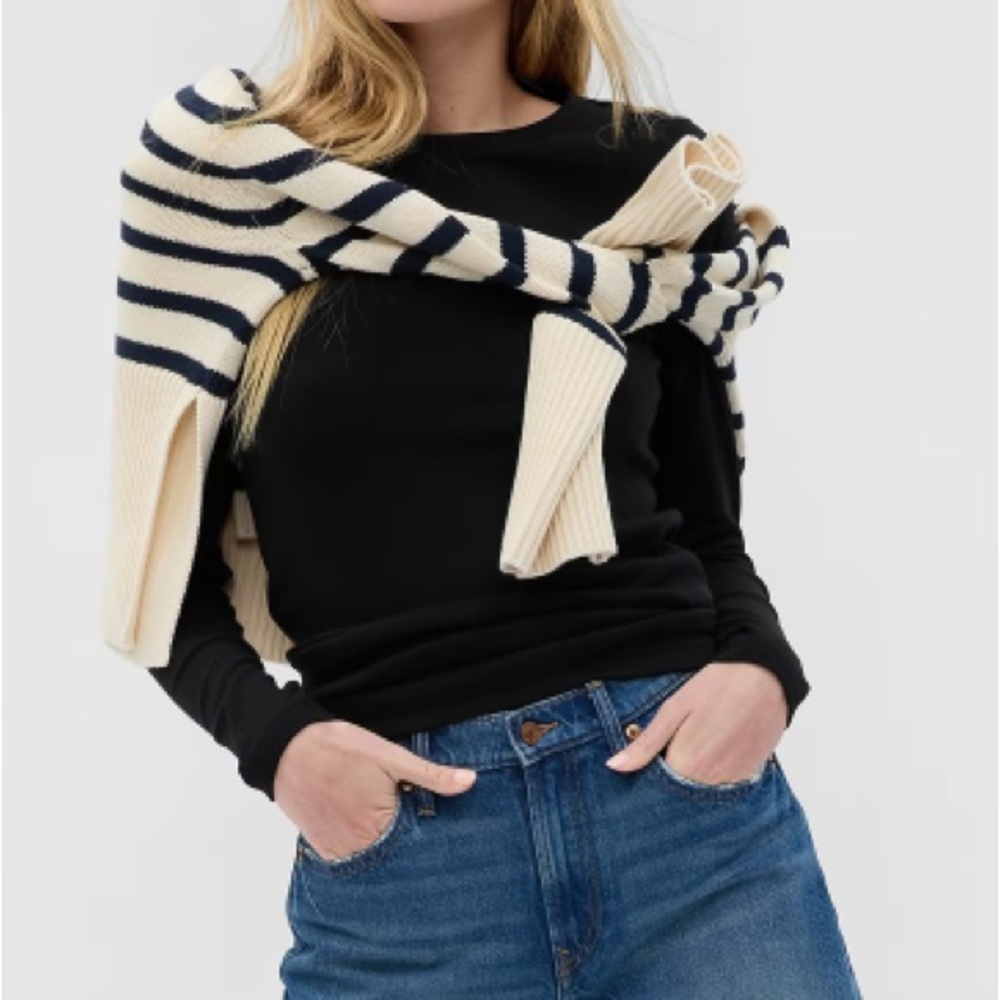 Gap Modern Tee
